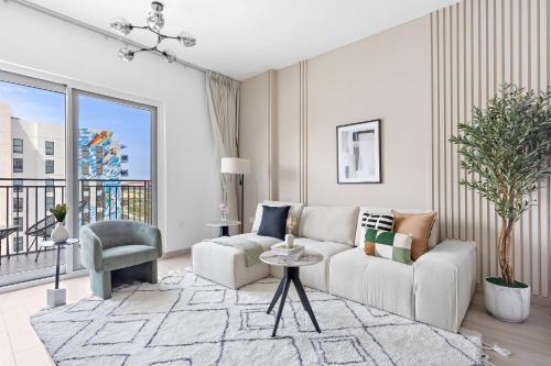 Abu Dhabi Apartment | Silkhaus Chic 1BDR with Canal View on Yas Island