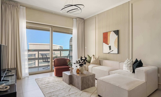 Saadiyat Cultural District Apartment | Silkhaus Luxury 2BR + Maid | Free Beach Access