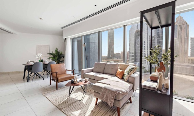 DIFC Apartment | Silkhaus Modern Studio | Central Park Tower | DIFC