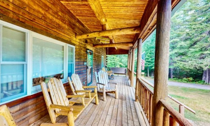 Trenton Cabin | Silver's Log Cabin, Fire Pit, Acadia National Park