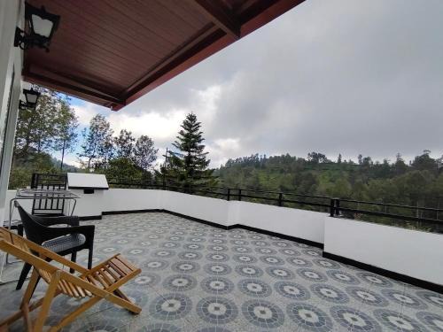 Kotagiri Villa | Silver Spruce Glass Villa 1BHK Kotagiri