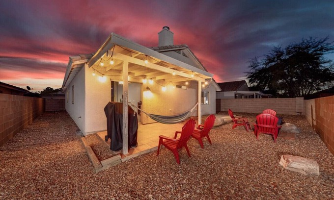 Tucson Apartment | Silverbell (Lindley`s)
