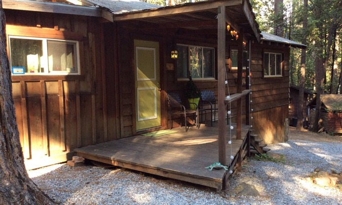Twain Harte House | Simply The Best Twain Harte Charming Cabin Getaway w/ Lake access, near Town