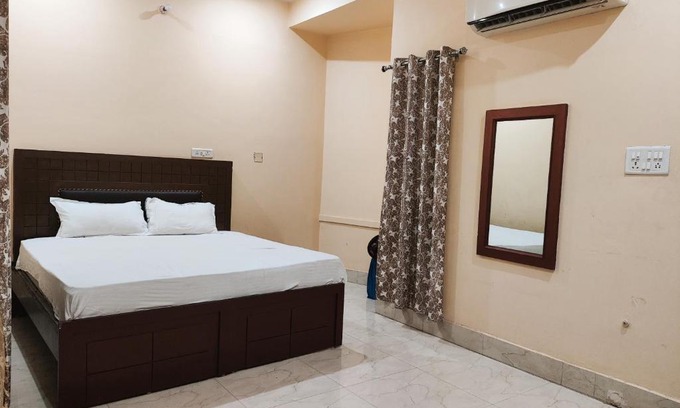 Varanasi House | SINGH'S DELIGHT