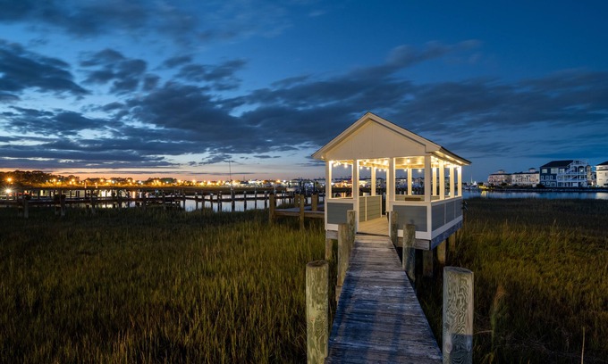 West Ocean City House | Single home BAY FRONT at 13019 Old Bridge Rd Ocean City, Md.