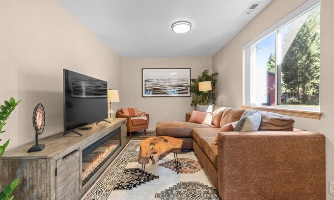 Hayden House | Single Level Home with Cozy Fireplace, Close to Silverwood, Restaurants & Hayden Lake!