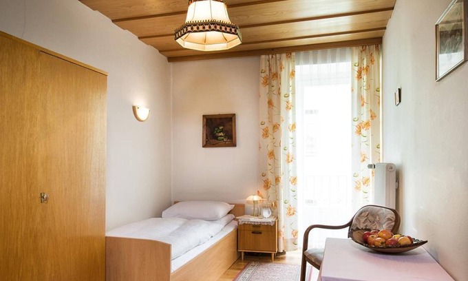 Bad Hofgastein Cottage | Single room with shower, WC - vicarage, guesthouse