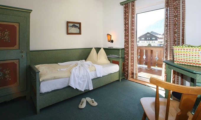 Bruck an der Grossglocknerstrasse Other | Single room with fl. Water - Alpenblick, guesthouse