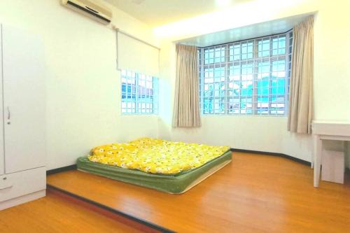 Taman Rapat Damai House | Single Storey Bungalow 12 pax