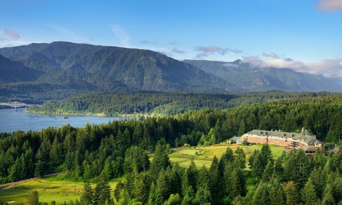 Stevenson Cabin | Skamania Lodge