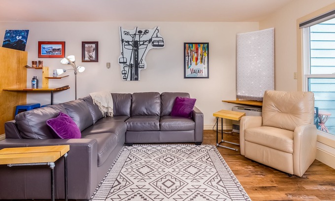 Alyeska Condo | Ski-in/out condo with mountain-views, deck, & fireplace - walk to dining/shuttle
