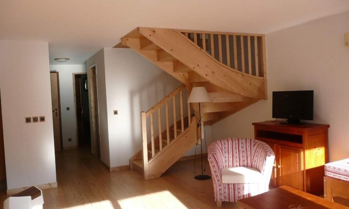 Pralognan-la-Vanoise Apartment | Ski-in/ski-out & foot of the slopes, balcony, tv, ski locker, 62-73m², Pralognan-la-Vanoise