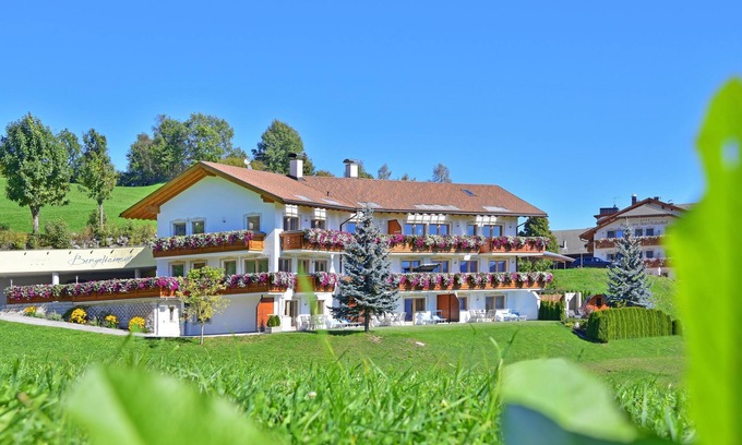Maranza Apartment | Ski-In /Ski-Out Apartment with Patio, Sauna, & Jacuzzi; Pets Allowed, Parking Available