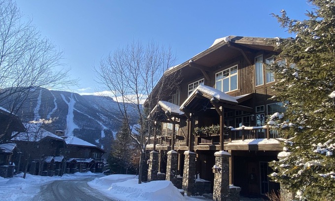 Stowe Area House | Ski In & Ski Out - Slopeslide in Stowe
