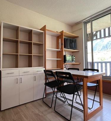 Piau Engaly Apartment | Ski Piau-Engaly balcon vue sur montagne pied pistes proche commerces