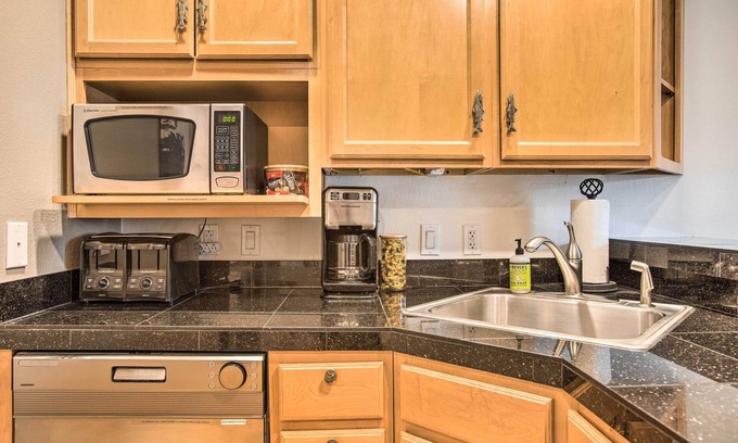 Moose Wilson Road Apartment | Skier's Dream: Upscale Condo By Teton Village!