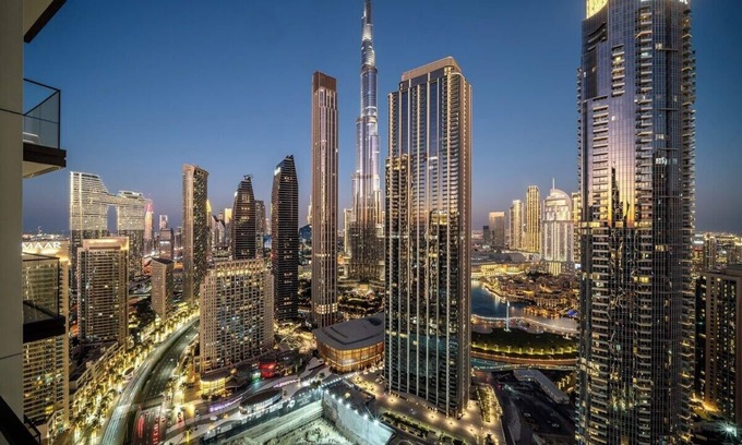 Downtown Dubai Apartment | Sky-High Central Dubai Gem: Burj & Fountain View