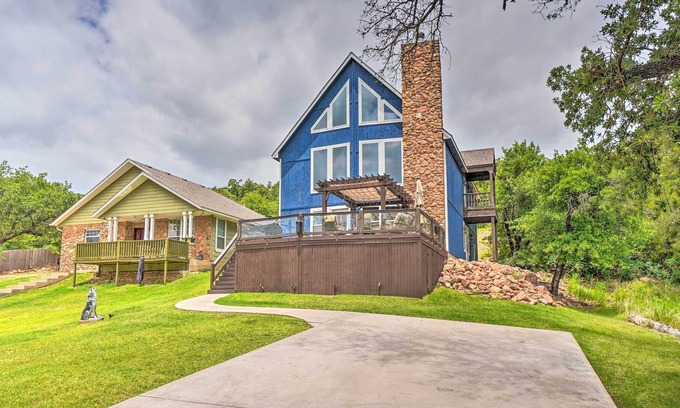 Medicine Park Cabin | 'Sky Kabin' w/ Game Room, 1/2 Mi to Downtown!
