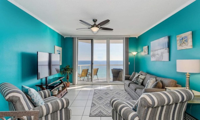Navarre Beach Apartment | Sky Meets The Sea: Stunning 11th Floor Unit in Summerwind West!