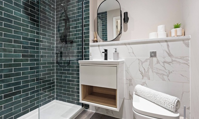 Leeds City Center Apartment | Sleek & Cosy Central-Leeds Apartment for 3-People!