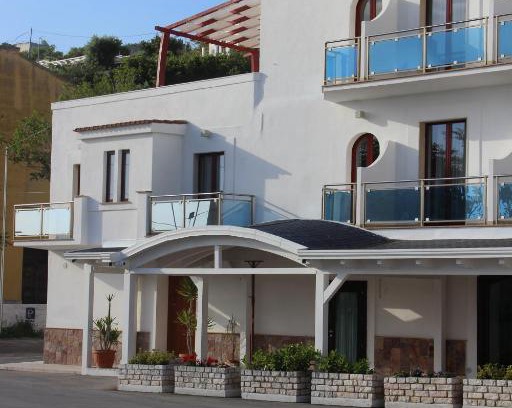 Rodi Garganico Bed & Breakfast | Sleep and Ship