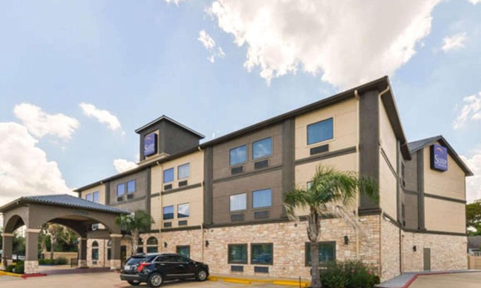 Greater Heights Hotel | Sleep Inn and Suites Downtown Houston
