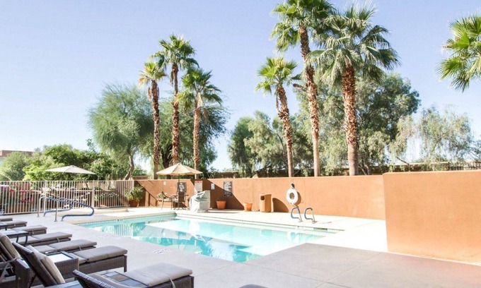 Paradise Valley Village Hotel | Sleep Inn North Scottsdale near Mayo Clinic