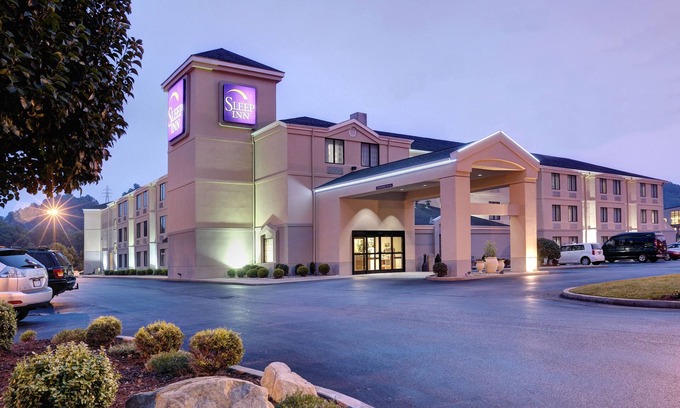 Cross Lanes Hotel | Sleep Inn & Suites Cross Lanes - South Charleston