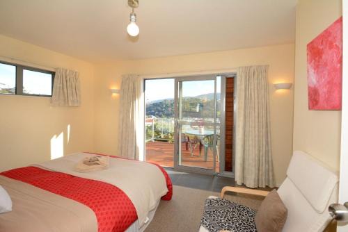 Dunedin Bed & Breakfast | Sleep on the Steepest Street in the World!