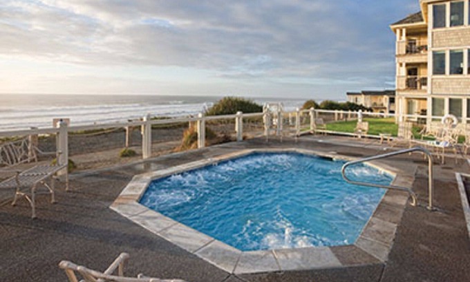 Gleneden Beach Resort | Sleep to the soothing sound of waves!