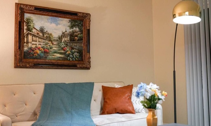 Oklahoma City Apartment | Sleepover: Magical 1BD/1BA + Balcony - OKCn