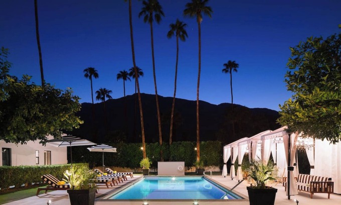 Warm Sands Hotel | Sleeps 17 | Entire Boutique Hotel | Hotel El Cid