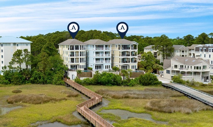 Palmetto Dunes House | Sleeps 48, 2 Homes w/Private Beach Access | Bradley Circle Buyout by AvantStay