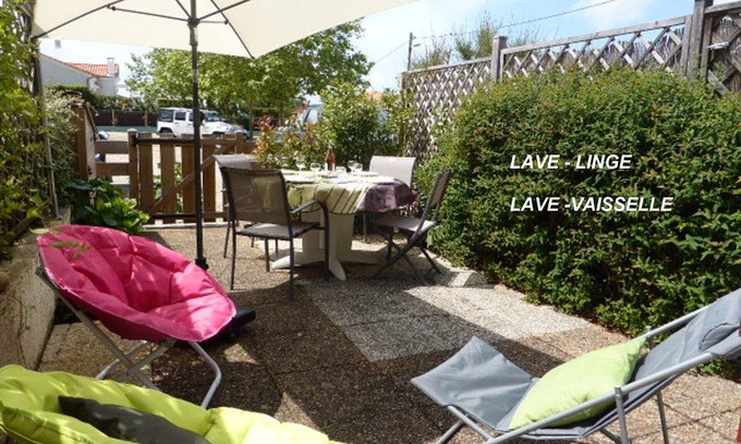 Saint-Georges-de-Didonne House | Small house 4 people "Pointe de Vallières" private parking, beach 300m.