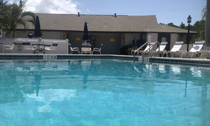 Saint James City Resort | Small home in Paradise. spend your vacation without a lot of hustle & bustle.