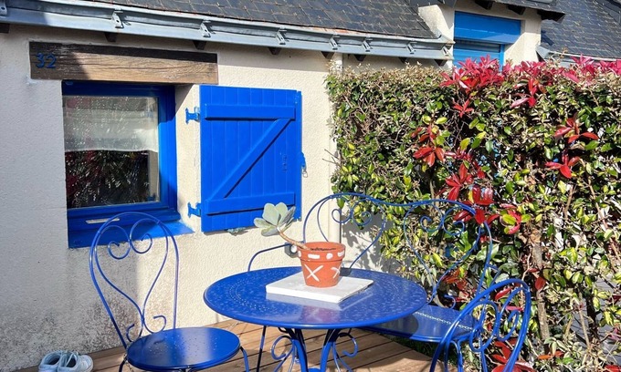 Larmor-Baden House | Small house, direct access to beach and coastal paths