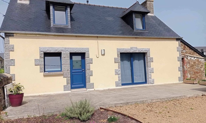 Lezardrieux House | Small renovated house close to the sea. Ideal for family vacations