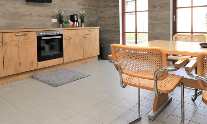 Ostseebad Wustrow Apartment | Small vacation room directly at the harbor of Wustrow