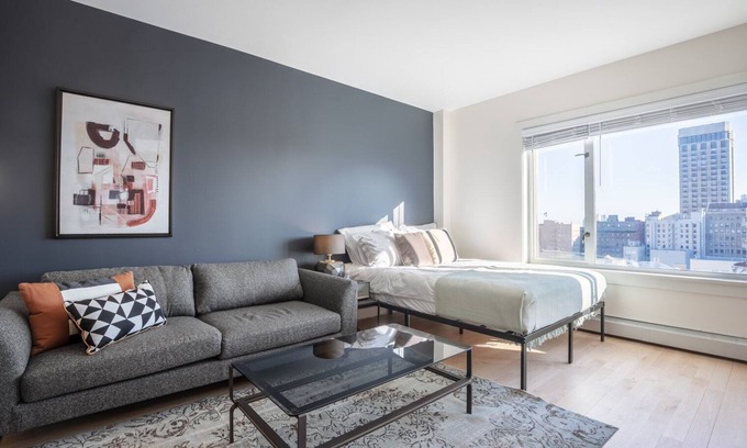 Lower Nob Hill Apartment | Smart Nob Hill Studio w/Sauna, Gym, near Union Square, by Blueground