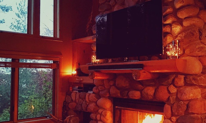 Woodruff House | Smeagle's Terrapin on Lower Gresham: Lakeside 8 acre property in WI Northwoods