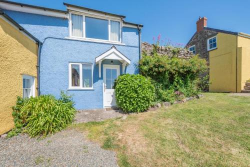 St Brides House | Smithies Cottage