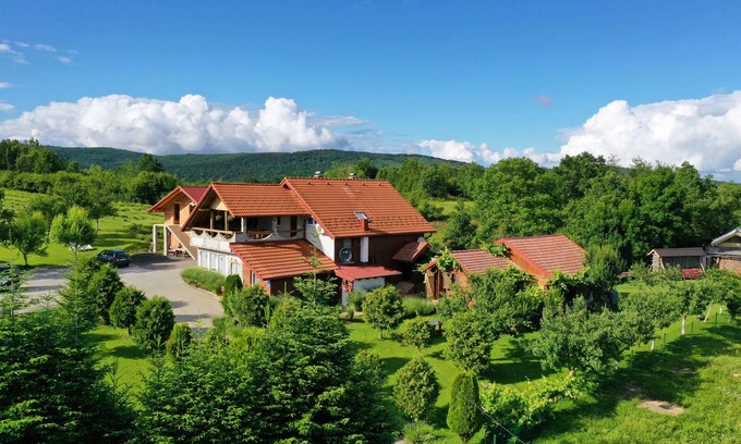 Rakovica Other | smjestaj na farmi u polju lavande