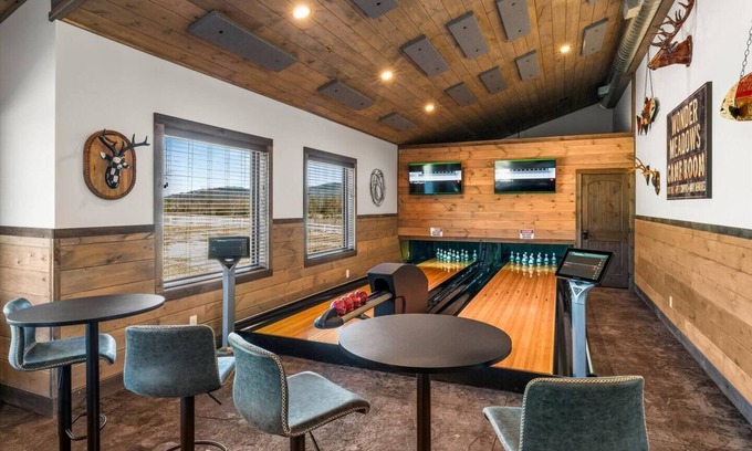 Wears Valley House | Smoky Mtn Views - Bowling, Indoor Pool, Theater