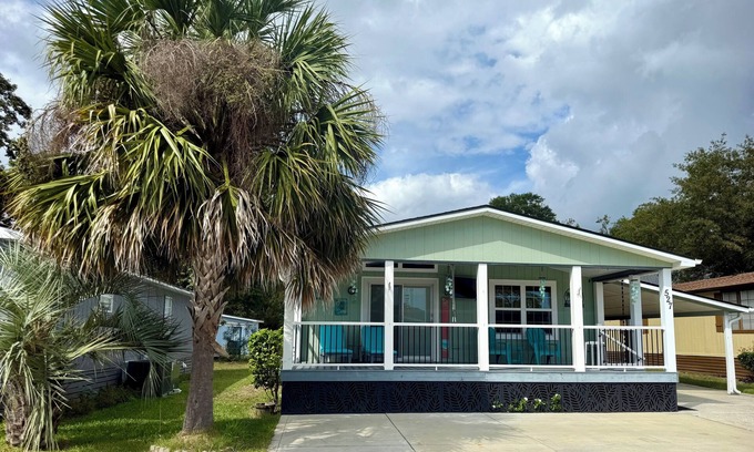 Garden City House | Snowbird Discounts! Relax at Serenity By The Sea in beautiful Oceanside Village.