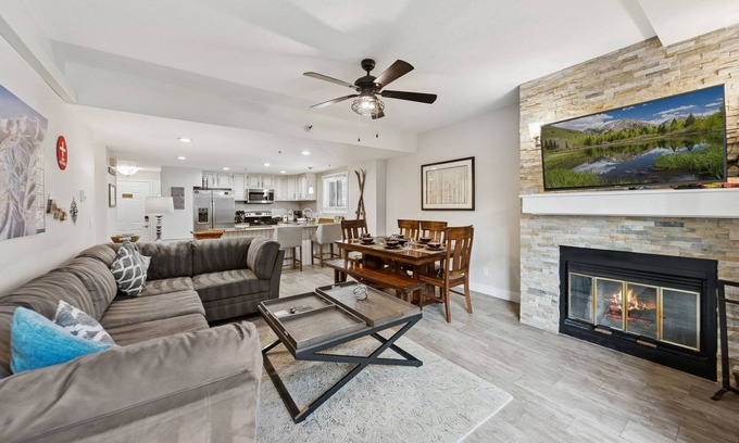 North Park City Apartment | Snowblaze Condo – Walk to Park City Mtn & Main St