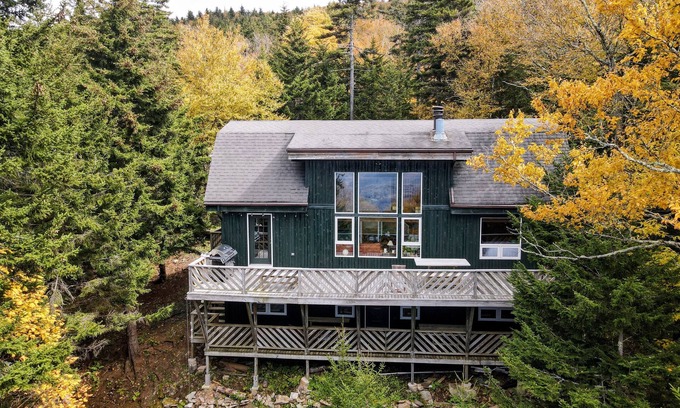 Snowshoe House | Snowshoe 5 Bedroom House - 100 yards from the ski slopes