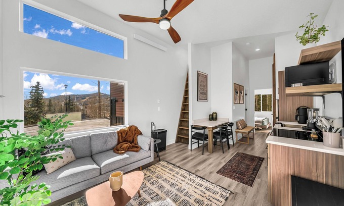 Brian Head Cabin | Snowy Getaway at Unplug Tiny Cabin #1