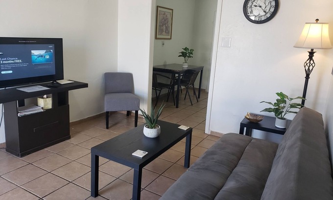 Biggs Field Apartment | Snug Apartment