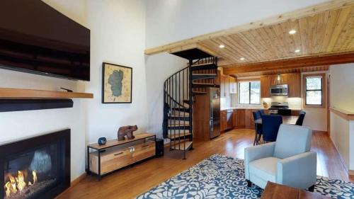 Truckee House | Sockeye by AvantStay Modern 2 BR Condo w Access to Northstar Resort Community
