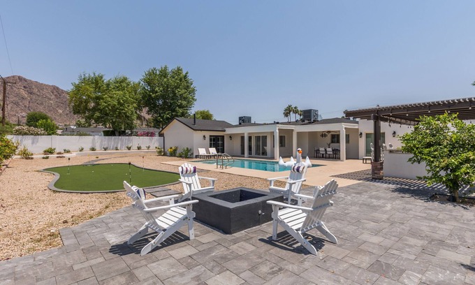 Arcadia House | Solara - Camelback Views - Pool - Putting Green